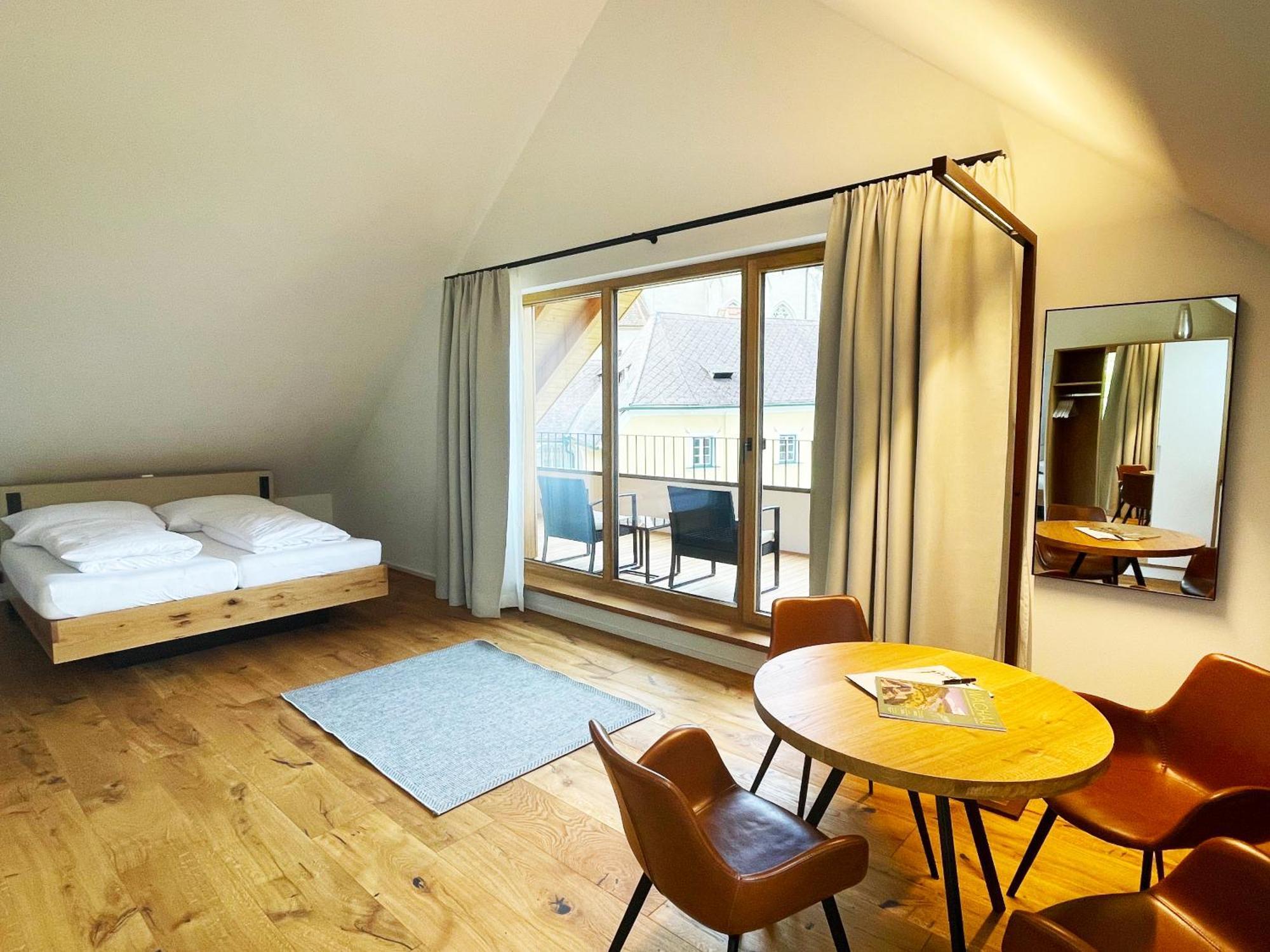 Weingut Fj Gritsch Mauritiushof Apartments Spitz an der Donau Pokój zdjęcie